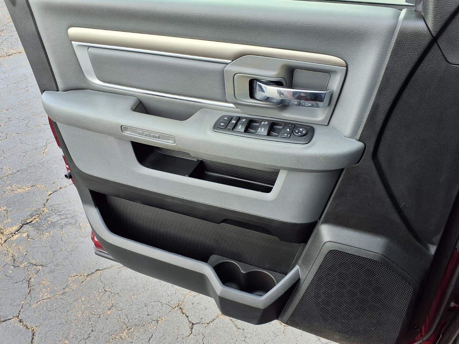 2019 RAM 1500 Classic Warlock Crew Cab 4x4 5'7" Box