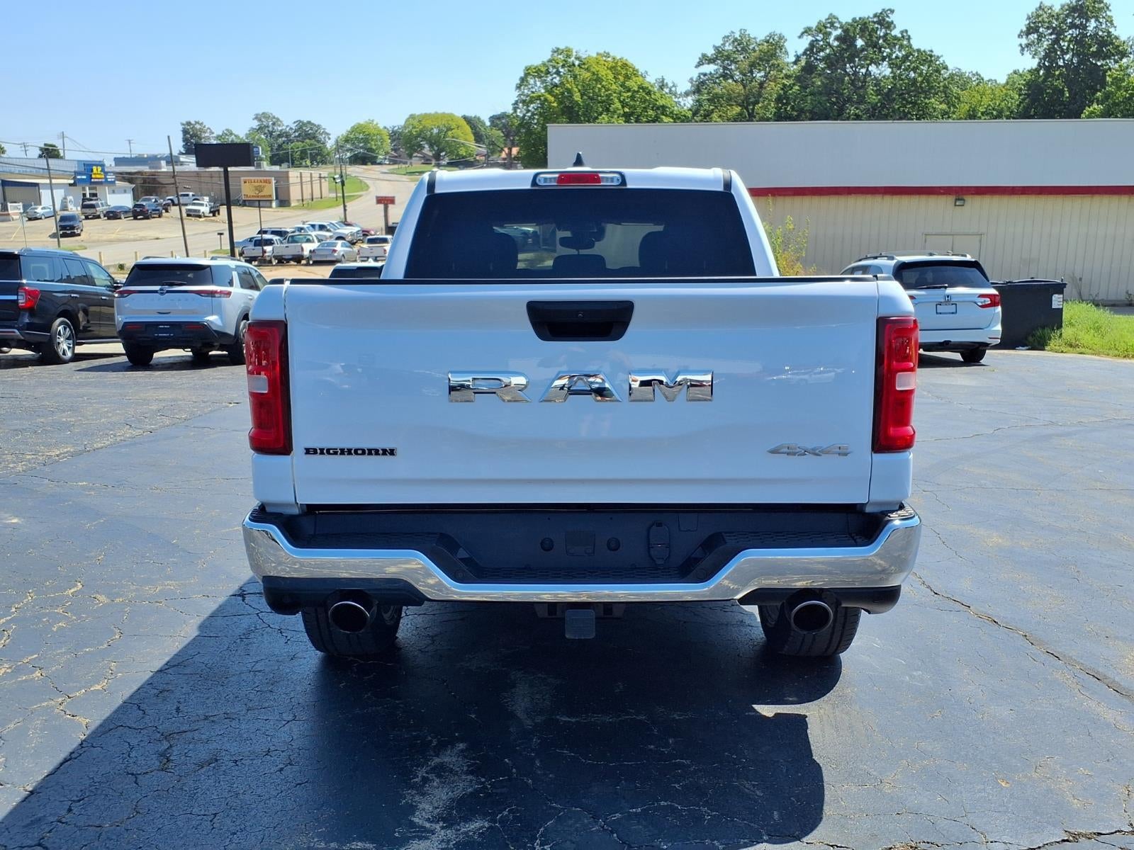 2025 RAM 1500 Big Horn Crew Cab 4x4 5'7" Box
