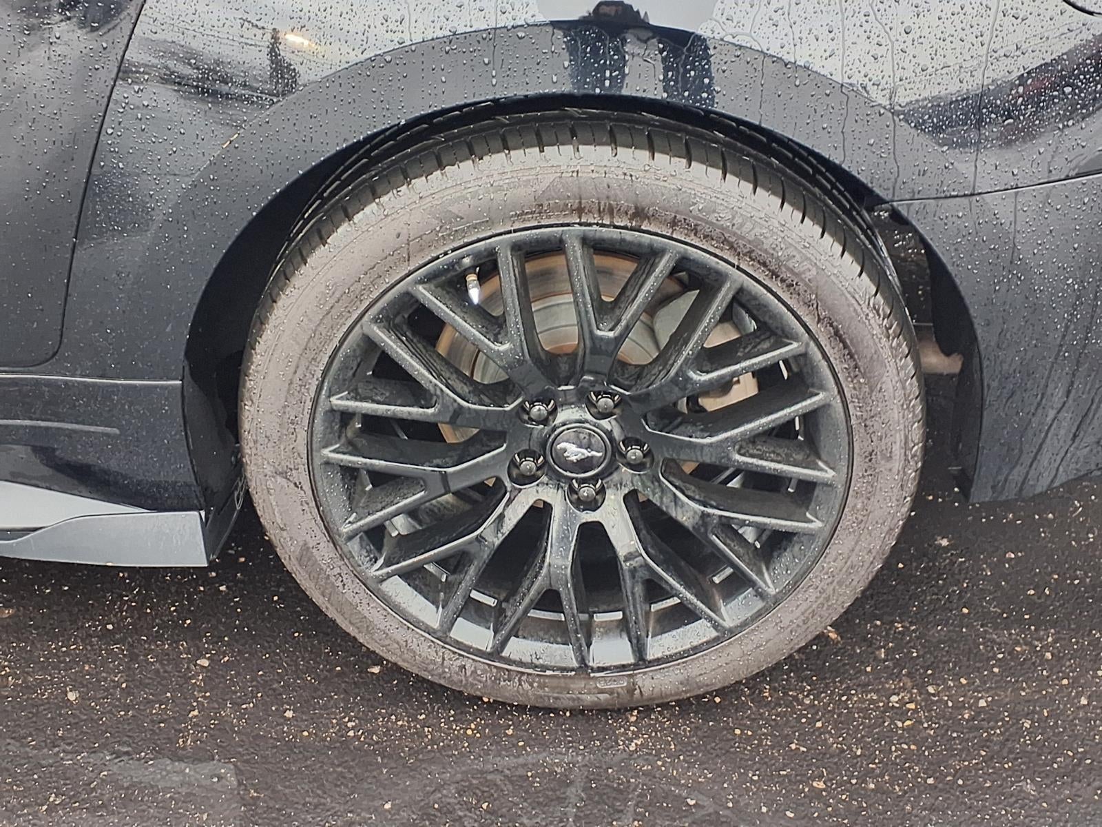 2016 Ford Mustang V6