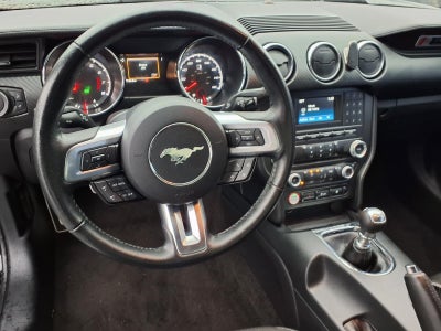 2016 Ford Mustang V6