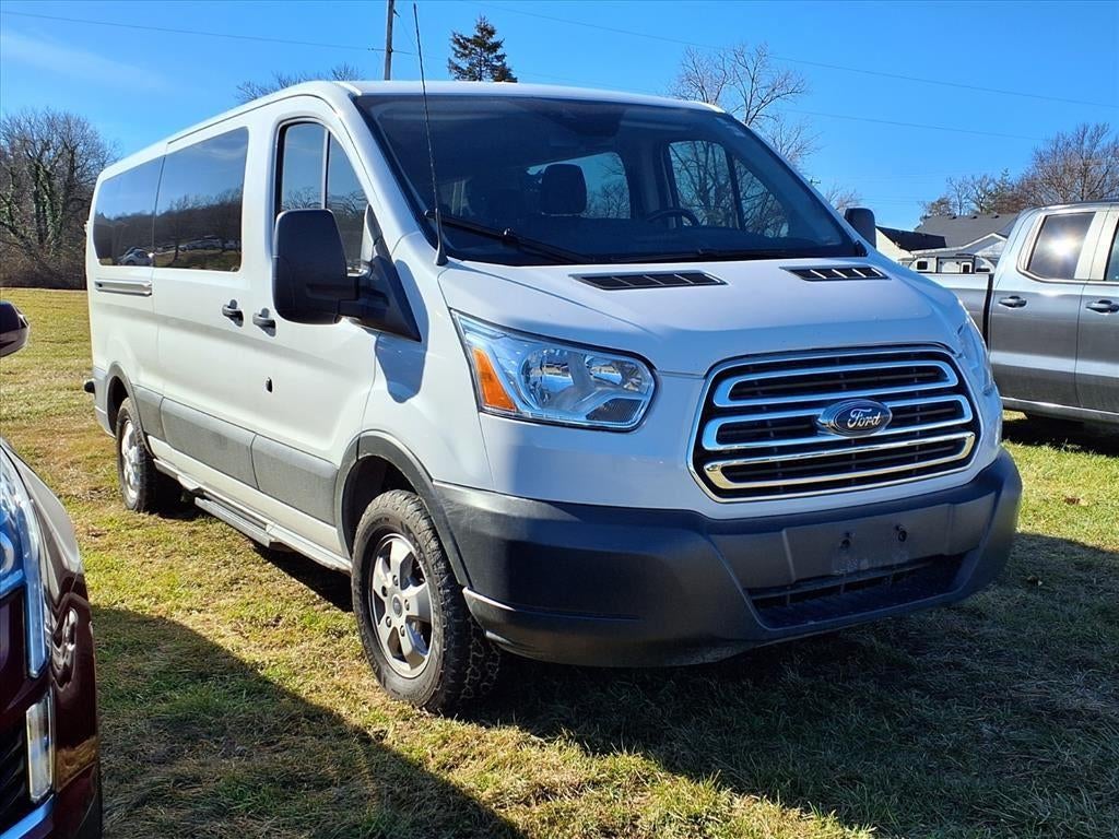 2017 Ford Transit Wagon XL