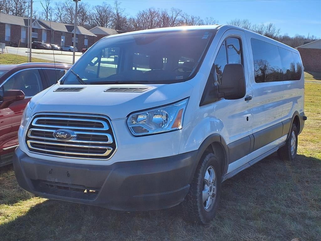2017 Ford Transit Wagon XL