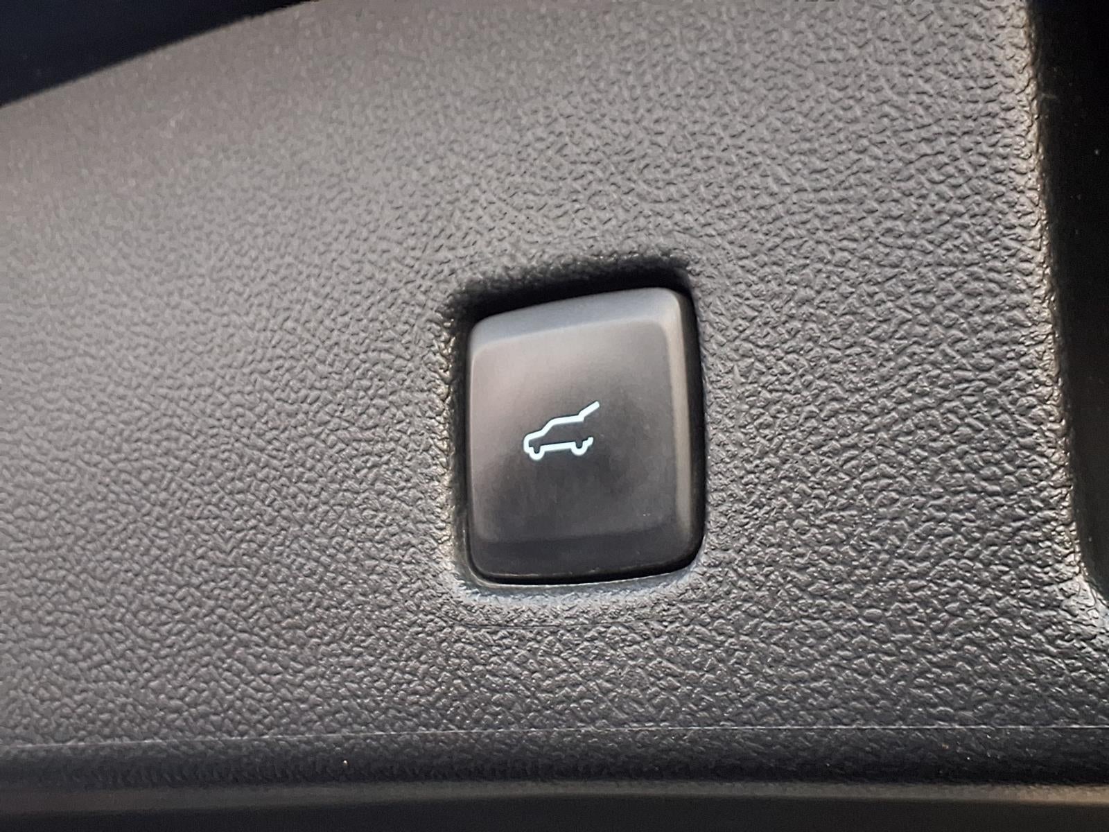 2022 Ford Escape SEL Hybrid