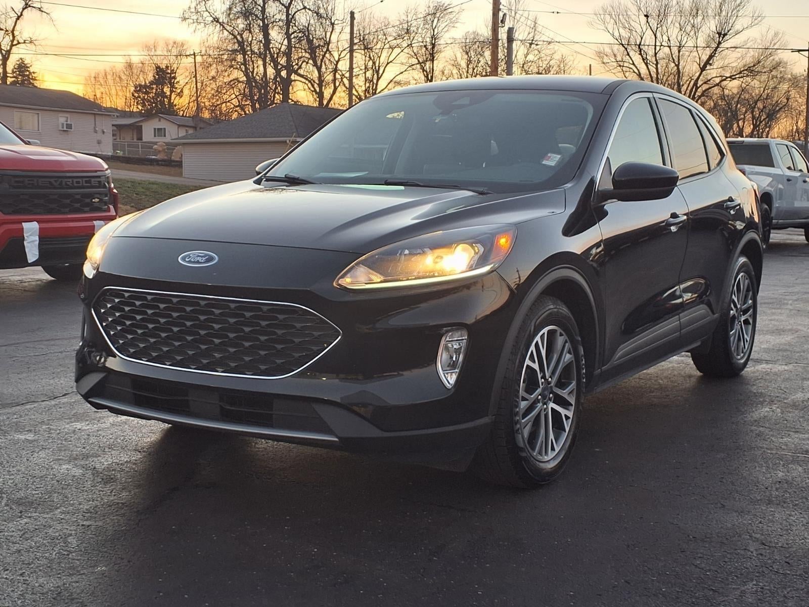 2022 Ford Escape SEL Hybrid