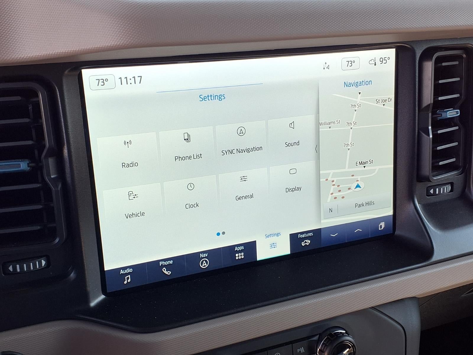 2022 Ford Bronco Base