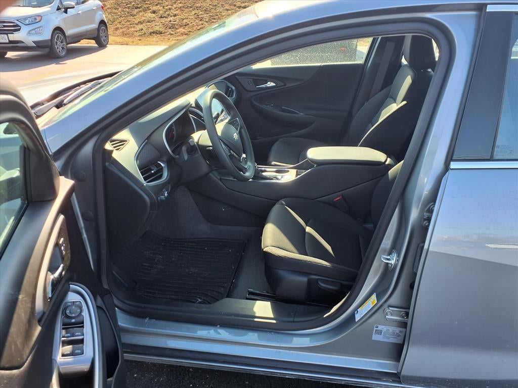 2024 Chevrolet Malibu LS