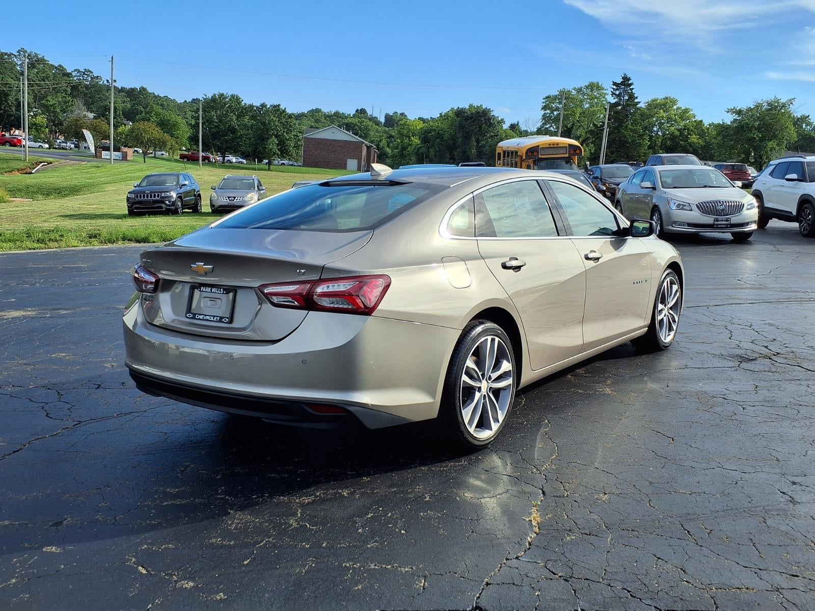 2024 Chevrolet Malibu 2LT