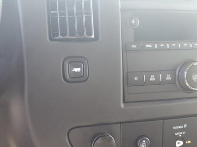 2025 Chevrolet Express Passenger 3500 1LT