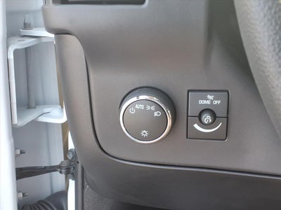 2025 Chevrolet Express Passenger 3500 1LT