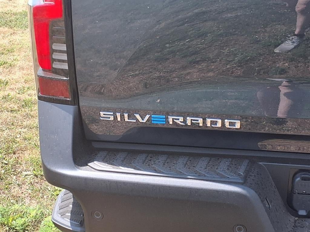 2026 Chevrolet Silverado EV LT - Standard Range
