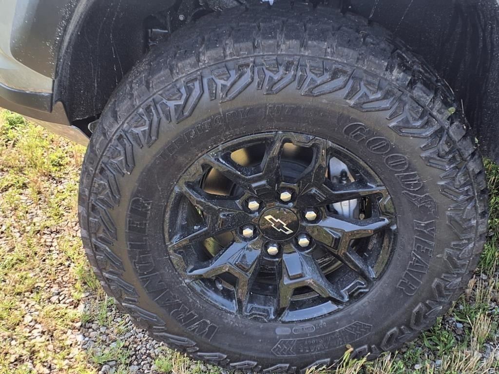 2025 Chevrolet Colorado ZR2