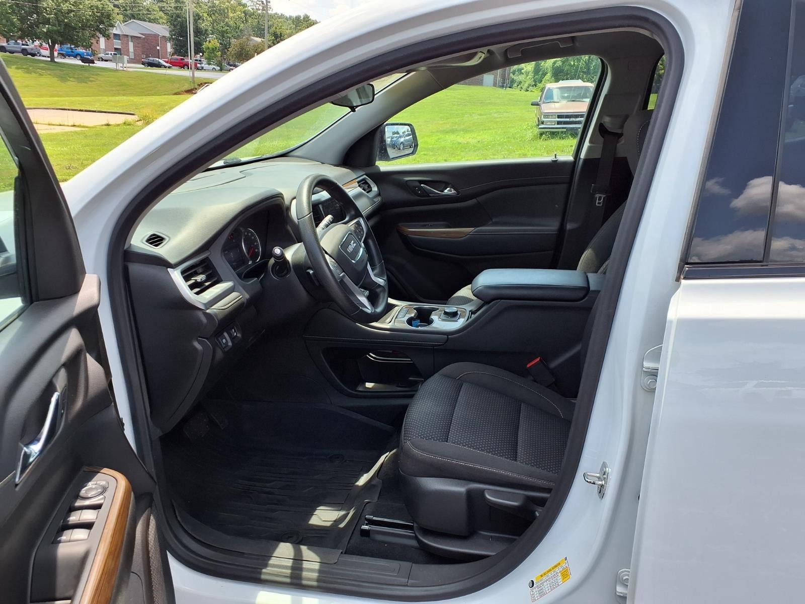 2022 GMC Acadia SLE