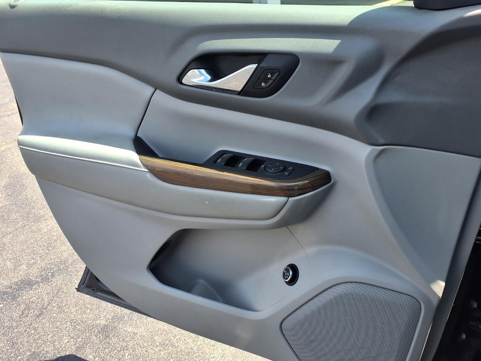 2017 GMC Acadia SLT