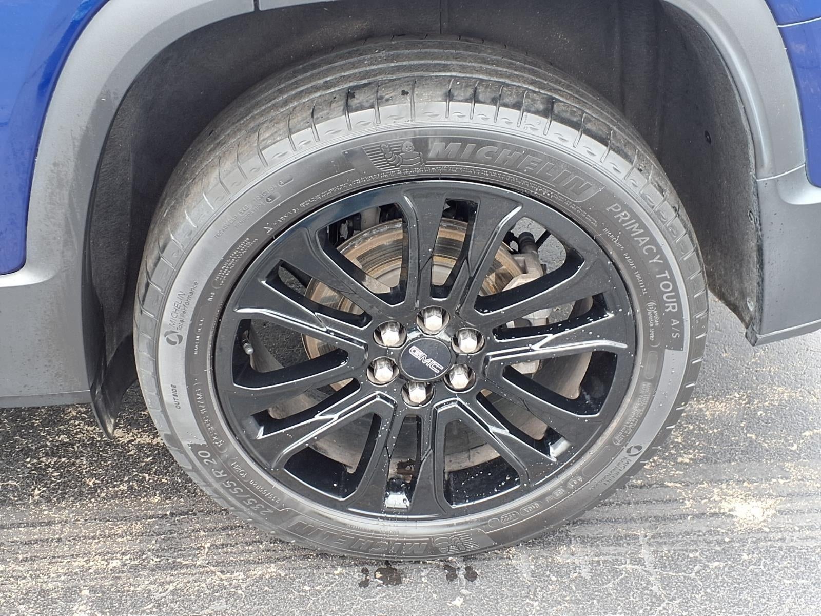 2023 GMC Acadia SLT