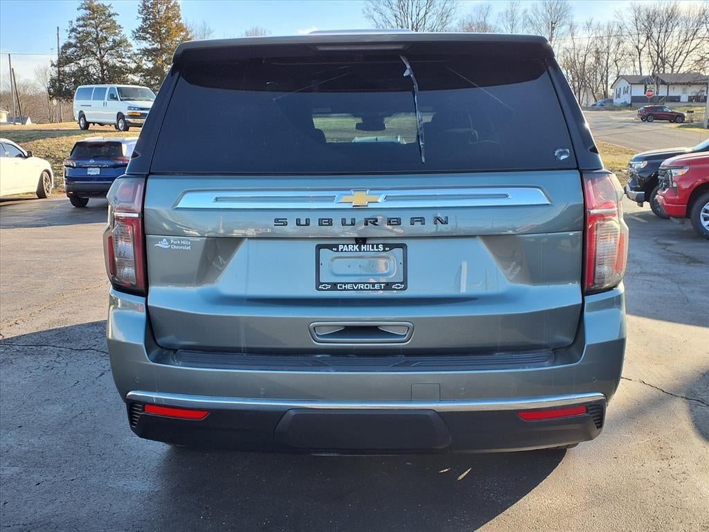 2023 Chevrolet Suburban LS