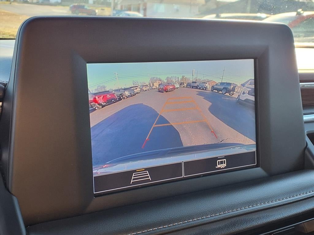 2023 Chevrolet Suburban LS