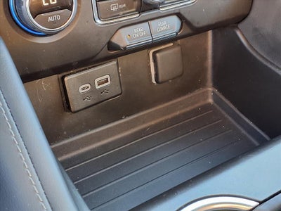 2023 Chevrolet Suburban LS