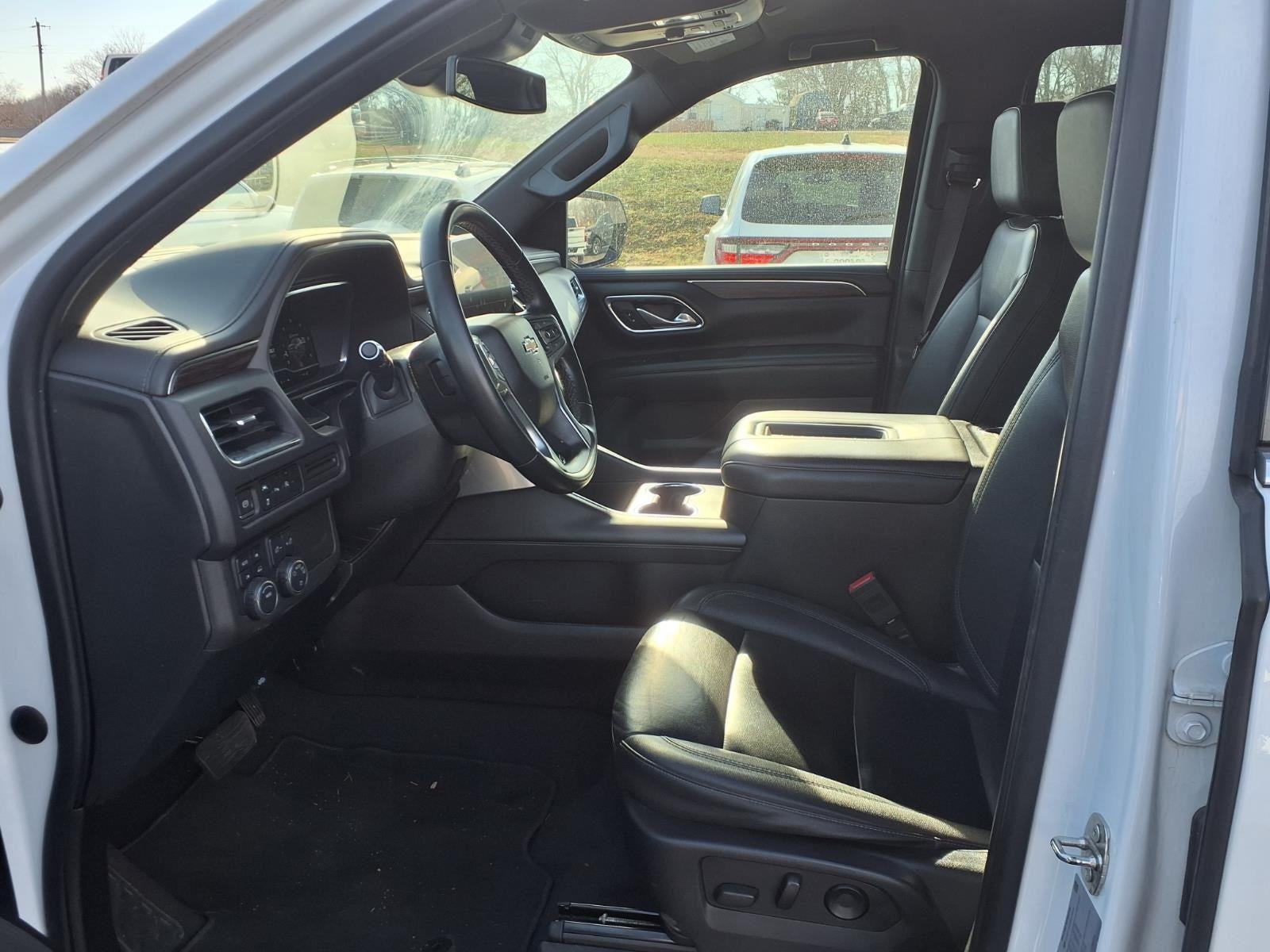 2023 Chevrolet Suburban LT