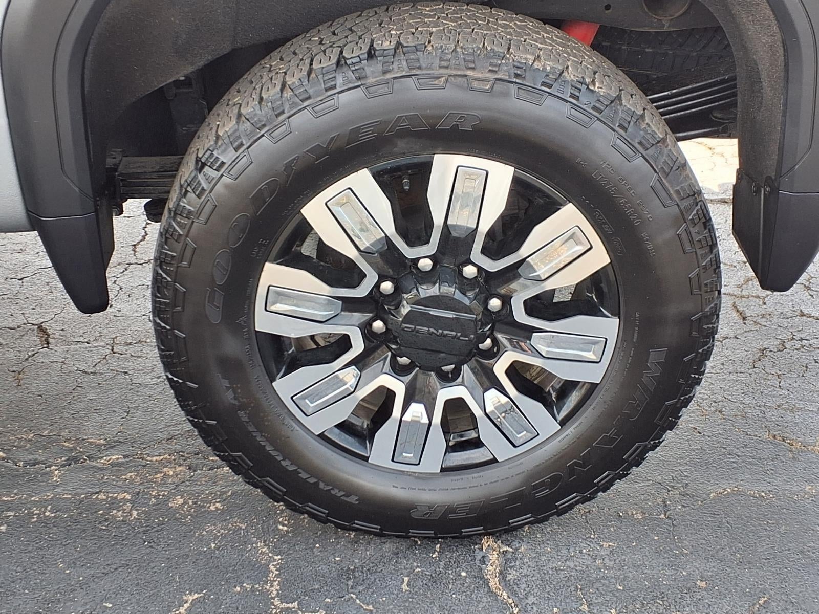 2025 GMC Sierra 2500 HD Denali