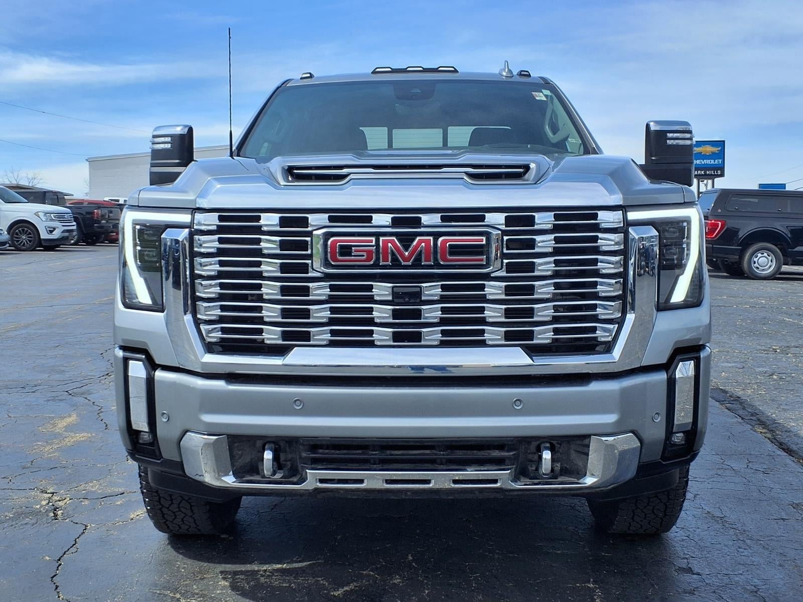 2025 GMC Sierra 2500 HD Denali