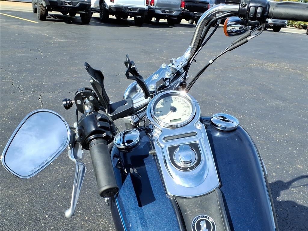 2009 HARLEY-DAVID FXDC Base