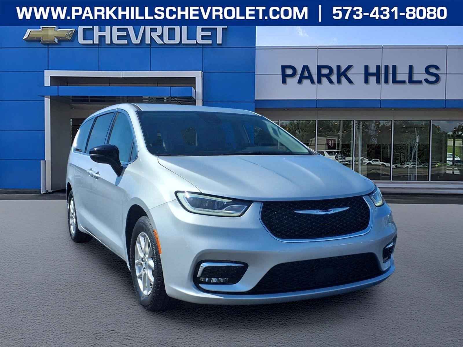 2024 Chrysler Pacifica Touring L