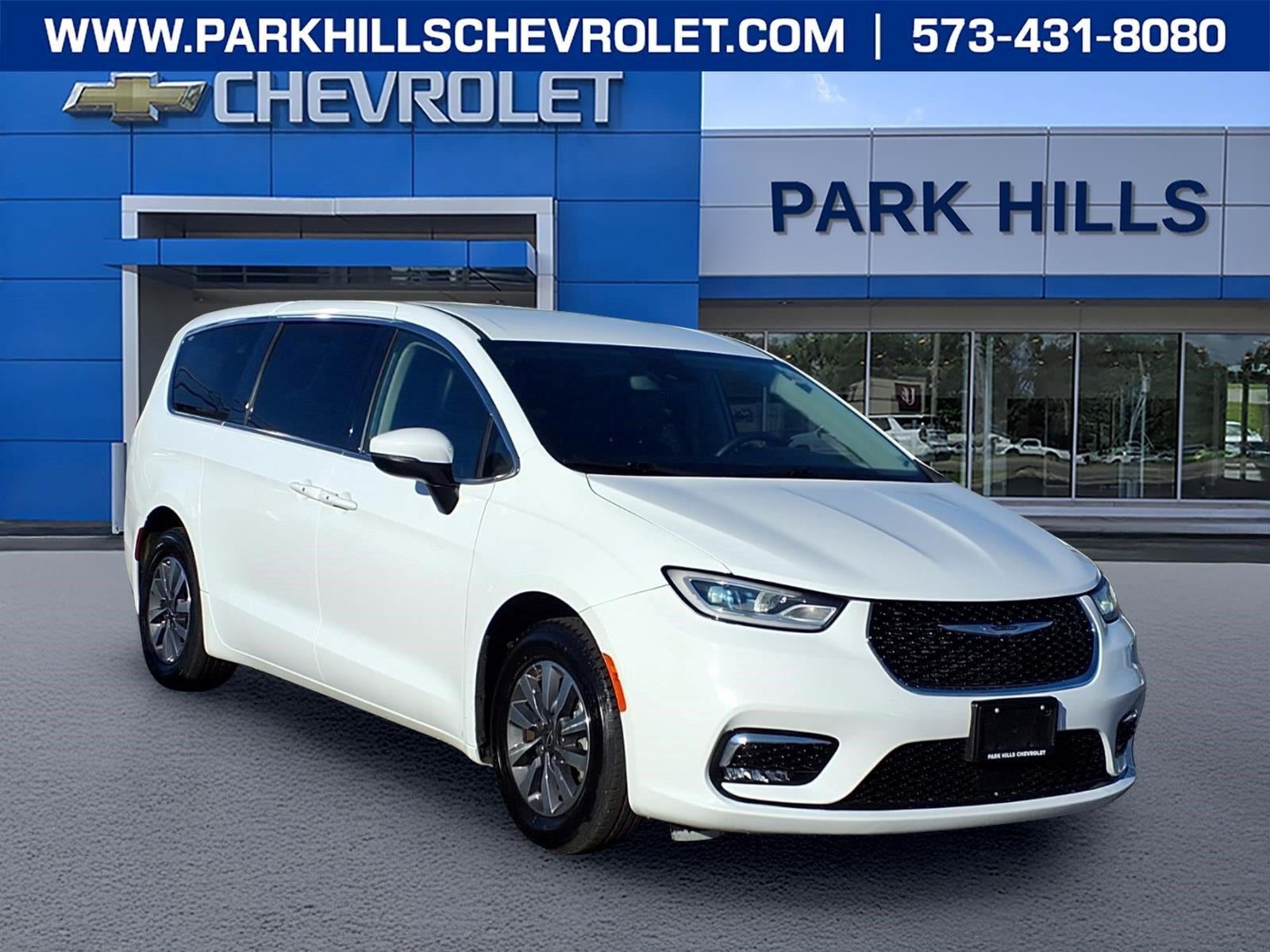 2023 Chrysler Pacifica Hybrid Touring L