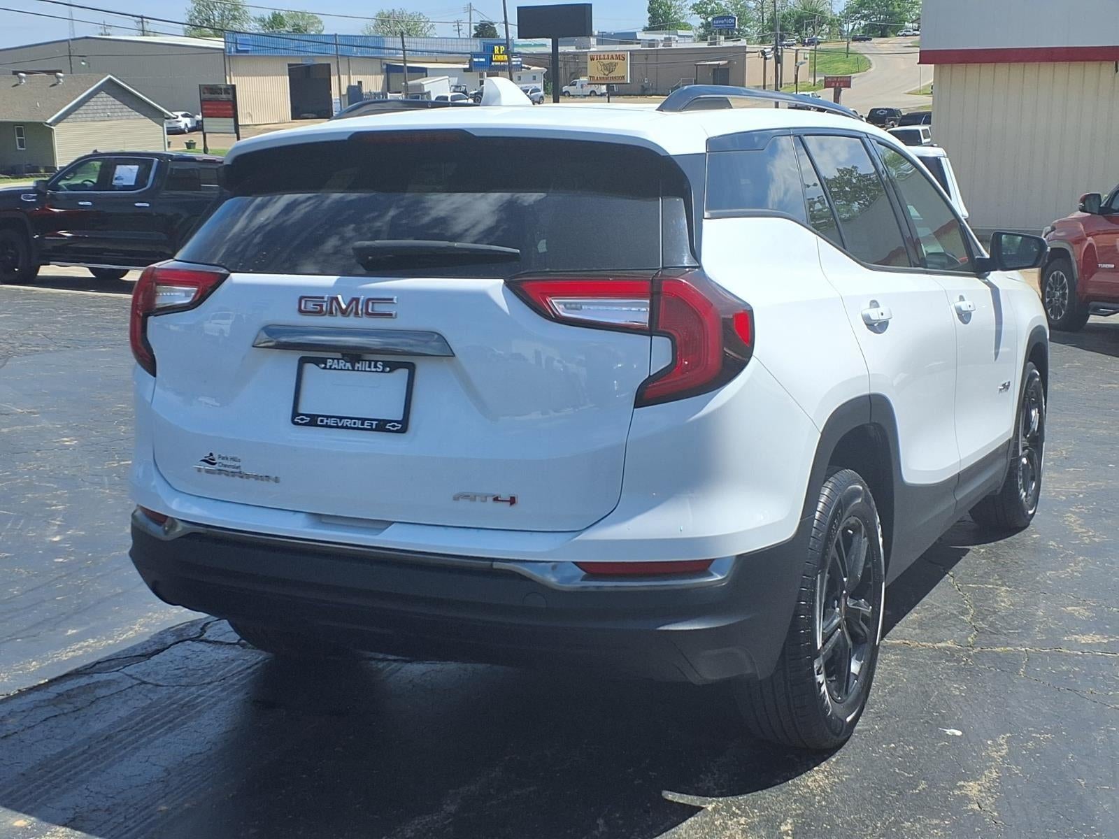 2023 GMC Terrain AT4