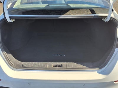 2022 Nissan Sentra SV Xtronic CVT