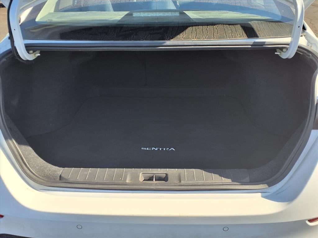 2022 Nissan Sentra SV Xtronic CVT