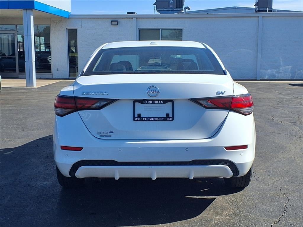 2022 Nissan Sentra SV Xtronic CVT