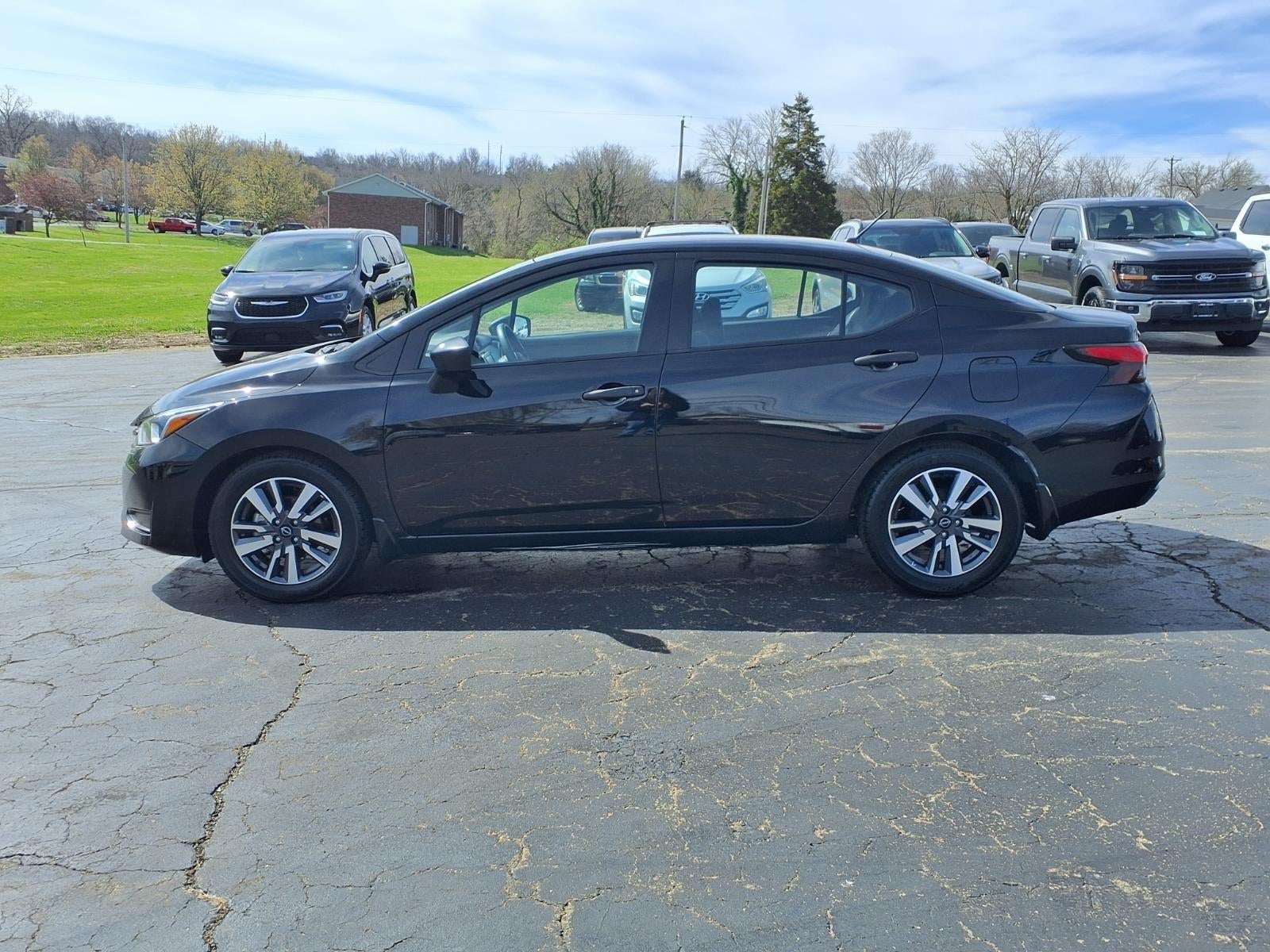 2024 Nissan Versa 1.6 S