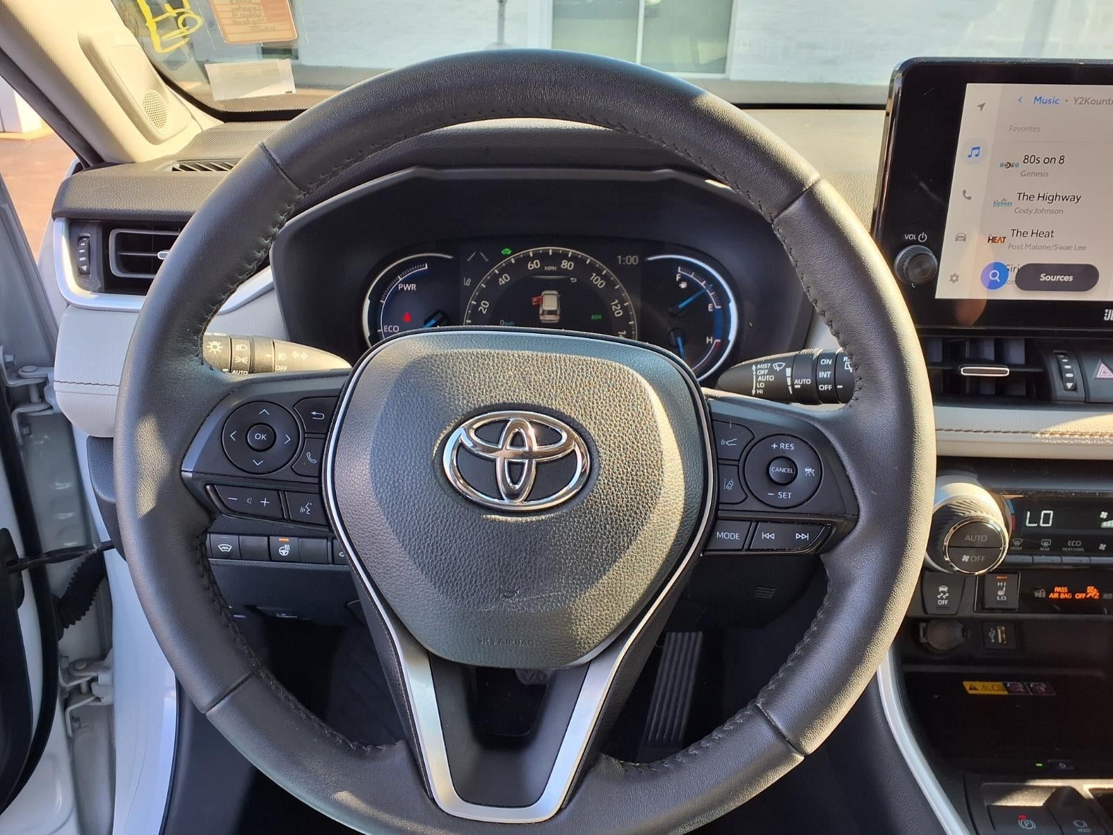 2023 Toyota RAV4 Hybrid XLE Premium