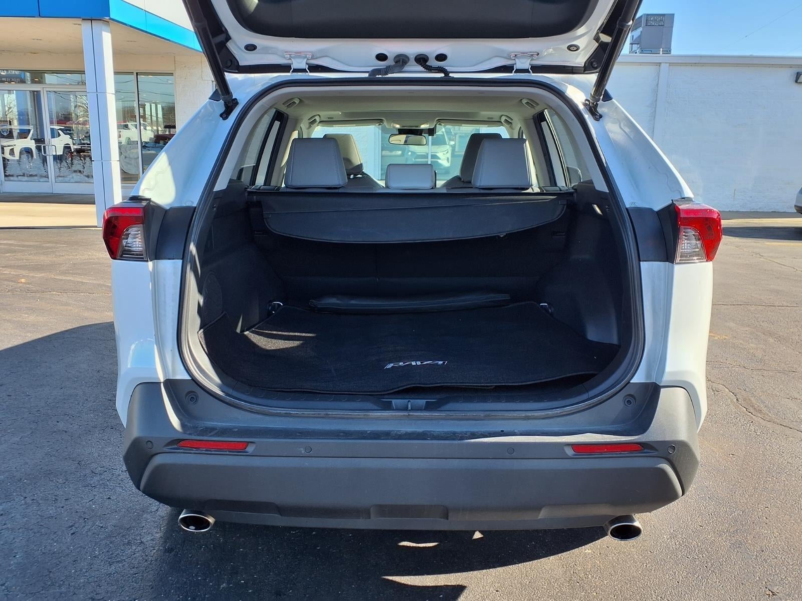 2023 Toyota RAV4 Hybrid XLE Premium