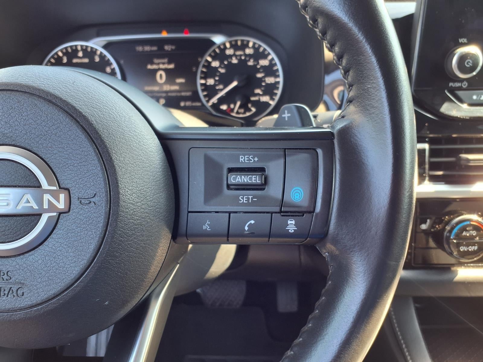 2024 Nissan Pathfinder SV