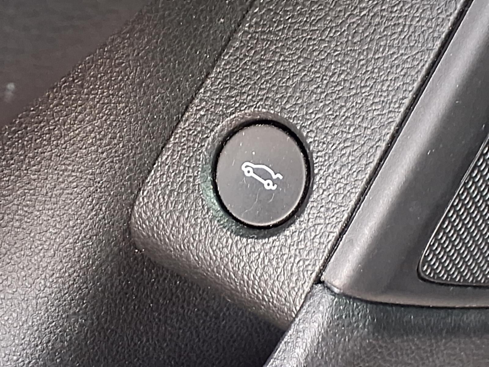 2015 Chevrolet SS Base