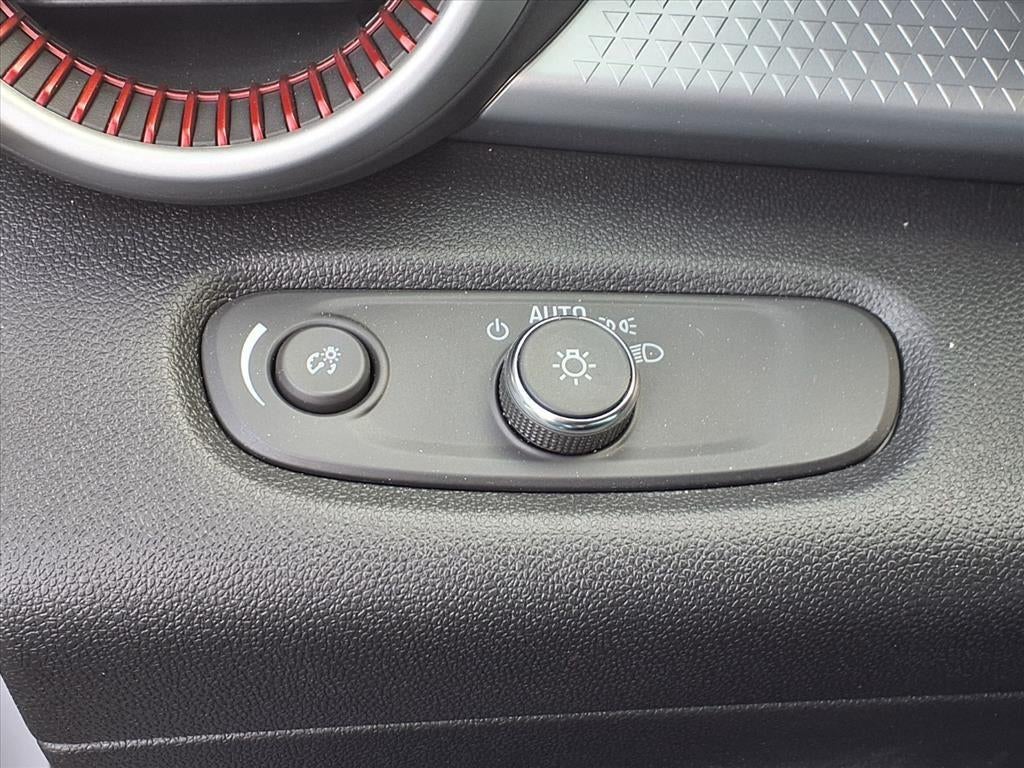 2025 Chevrolet Trax 1RS