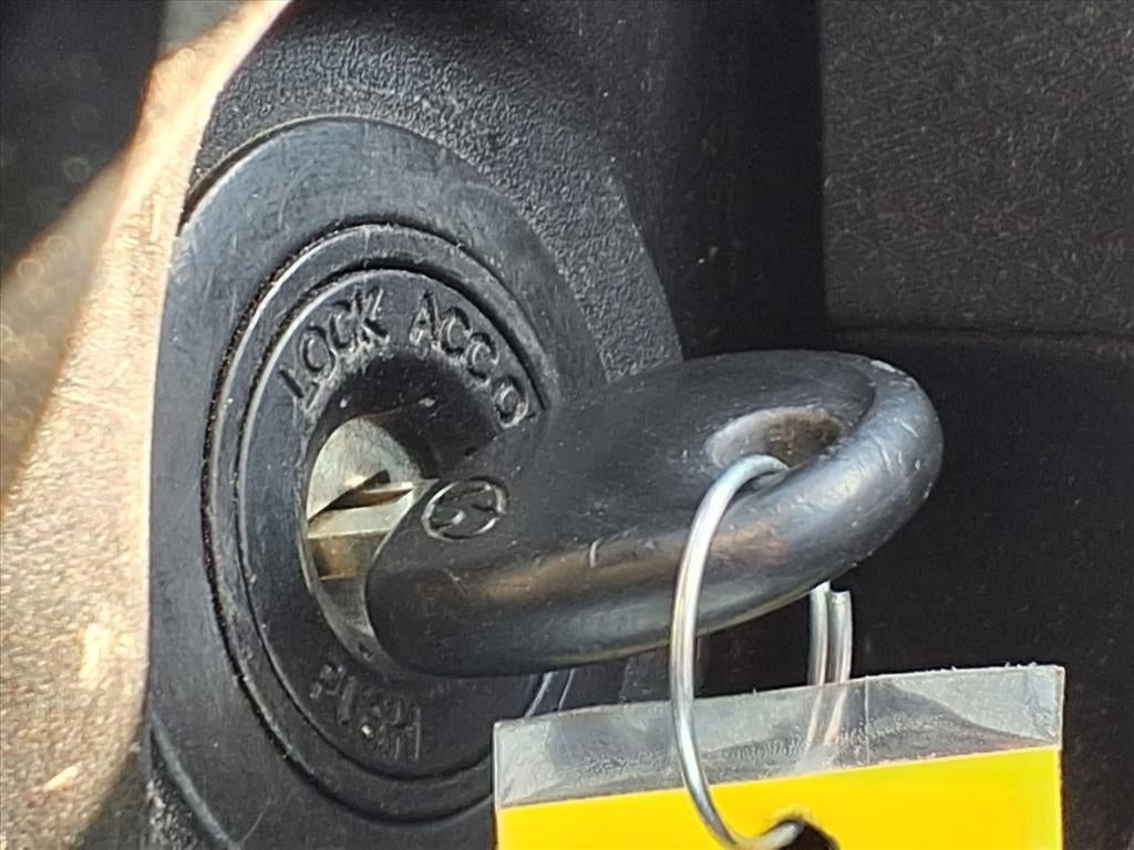 2012 Hyundai Veloster Base w/Black