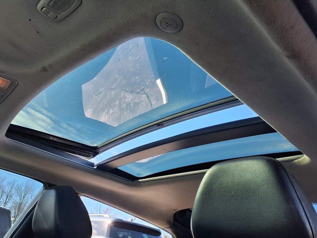 2012 Hyundai Veloster Base w/Black